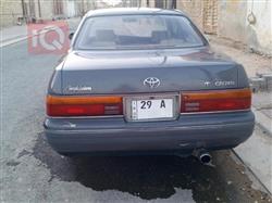 تۆیۆتا کراون